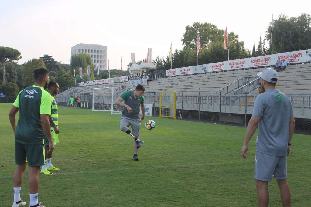 Follmann mostrou estar em dia com a habilidade