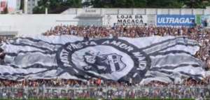 'Torcida da Ponte Preta' toma 'chá da tarde' com comissão técnica e jogadores