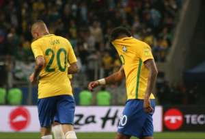 ATUAÇÕES: Coutinho, Paulinho e Jesus são os destaques. Neymar deixa a desejar