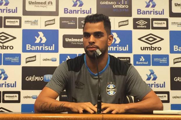 Maicon passa por cirurgia no Grêmio após sofrer lesão no tendão de Aquiles