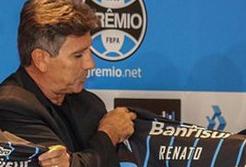 Renato Gaúcho, do Grêmio, tira casquinha após goleada no Sport e pede aplausos 1 0002050265015 img