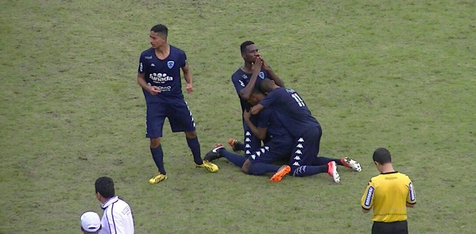 PAULISTA SUB 20 – 2ª DIVISÃO: Osvaldo Cruz vence Assisense e cola no líder