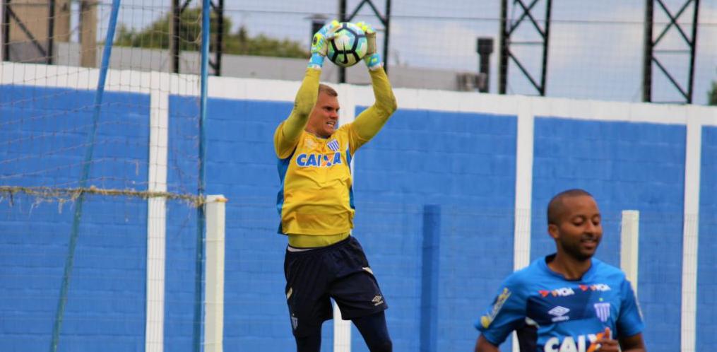 Douglas acredita na reação do Avaí no Brasileirão