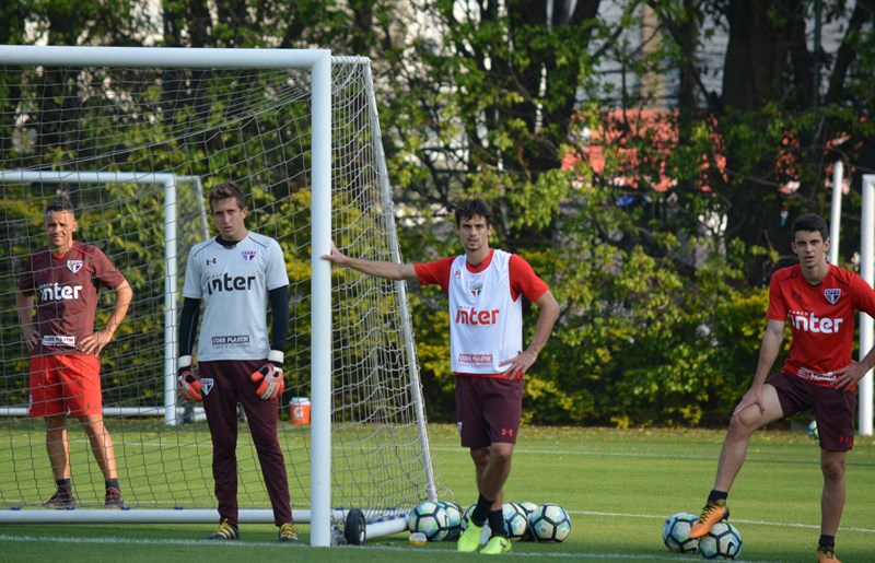 Rodrigo Caio retorna como titular e Jucilei é desfalque em treino do São Paulo 2 0002050265733 img