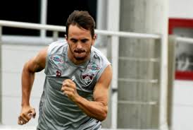 Lucas minimiza irregularidade do Fluminense e confia em vaga na Libertadores