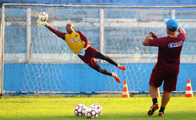 Série B: Goleiro Emerson volta ao time titular do Paysandu