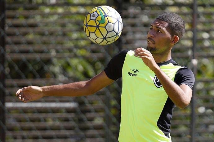 Matheus Fernandes se diz pronto para voltar ao Botafogo contra o Flamengo 2 0002050265888 img