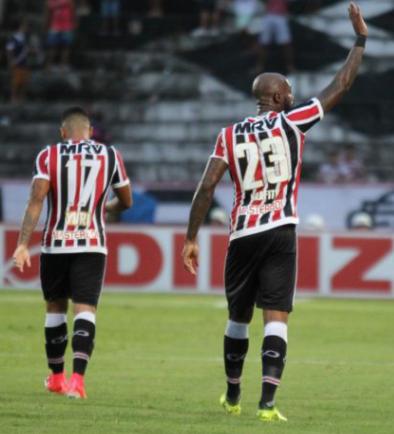 Santa Cruz tenta sair da zona de rebaixamento