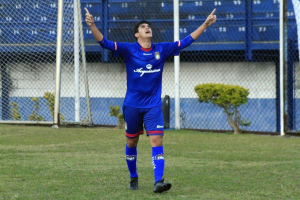 ​Copa Paulista: Atacante do São Caetano sonha com a titularidade contra o Nacional