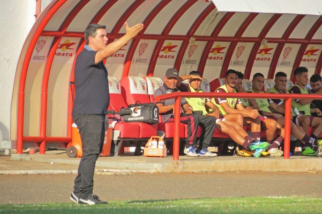 Tuca Guimarães está na China e não comandará o Noroeste nesta rodada