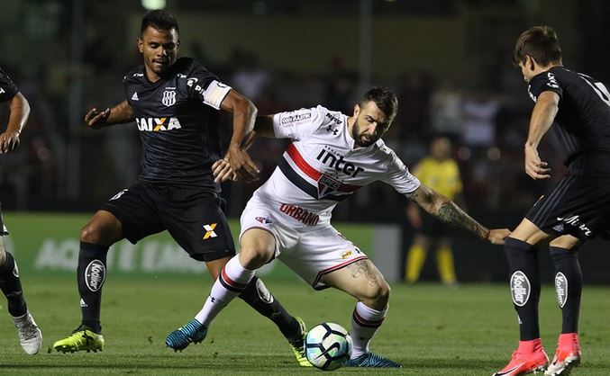 No Morumbi, o São Paulo cedeu o empate à Ponte Preta No Morumbi, o São Paulo cedeu o empate à Ponte Preta