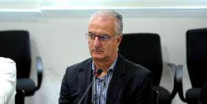 Após polêmica, Dorival diz que Cueva e Lucas Fernandes podem jogar juntos