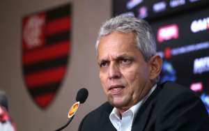 Após derrota, Rueda diz que Flamengo 'pagou' por jogar clássico com time misto