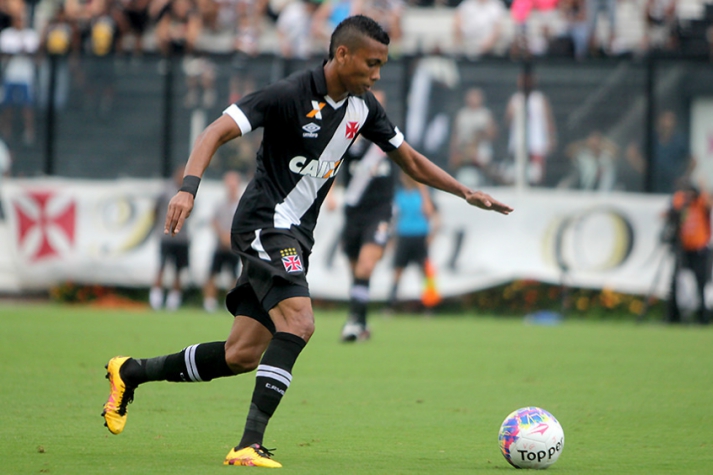 Madson comemora recuperação de espaço no Vasco após chegada do técnico Zé Ricardo