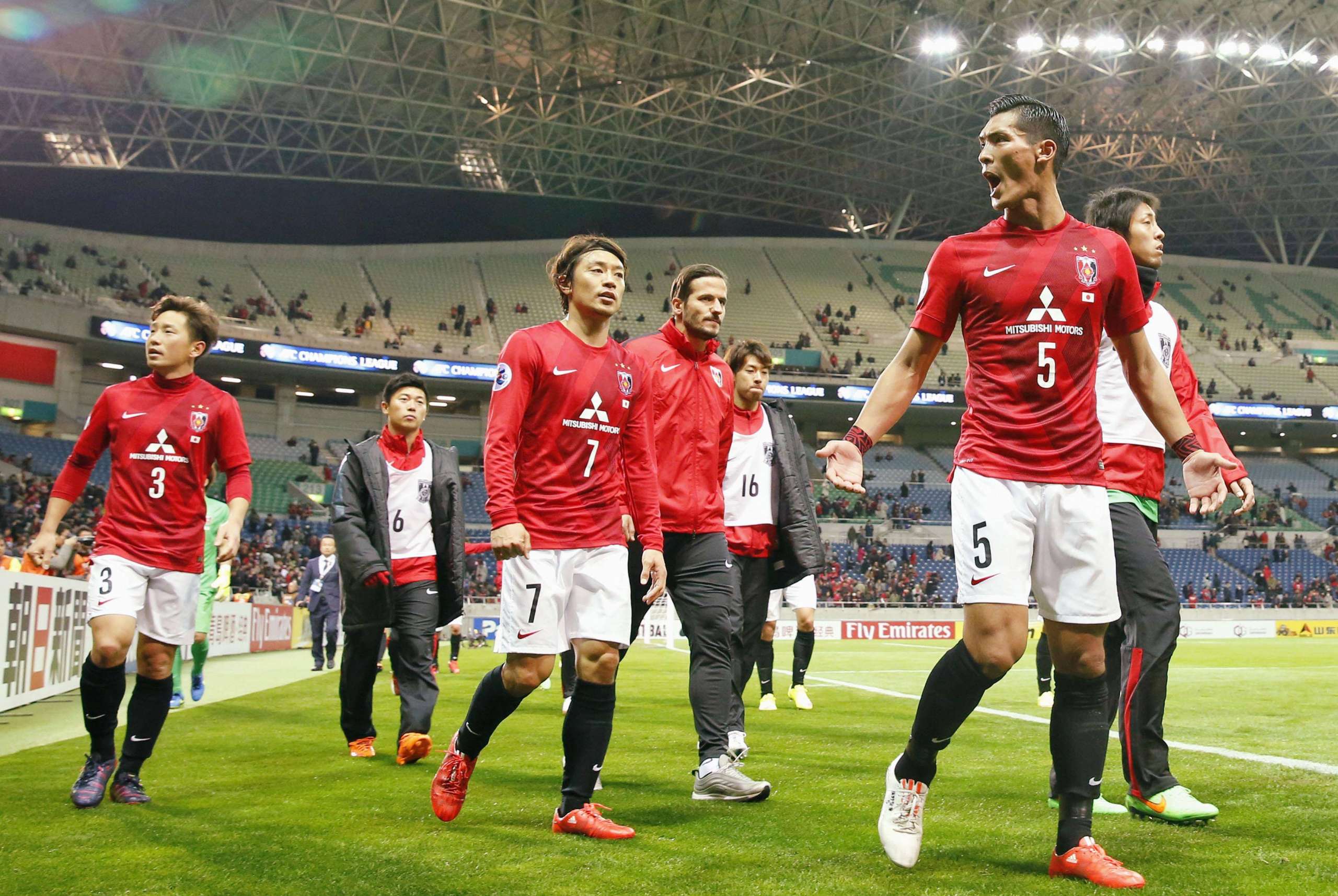 Urawa vira e encara time de Hulk nas semifinais da Liga dos Campeões da Ásia