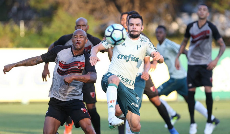 Palmeiras apena empata jogo-treino contra Oeste, da Série B