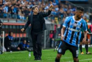 Renato Gaúcho aprova empate e elogia atuação do Grêmio na Libertadores