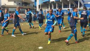Sem quatro titulares, Avaí trabalha para enfrentar o Atlético-MG