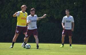Substituto de Jucilei, Gómez vê São Paulo em corrida contra o tempo