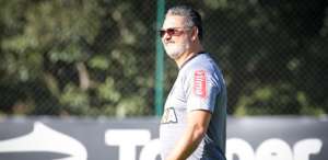 Micale confirma Atlético-MG com Marcos Rocha e diz ter encontrado time ideal