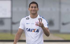 Com negociação parada, Corinthians quer encerrar 'novela Pablo' até novembro