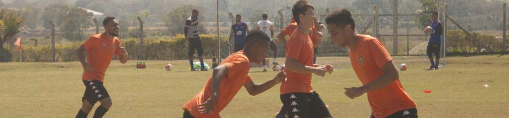 Jogadores do Manthiqueira se preparam para o duelo decisivo
