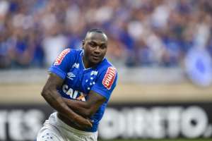 Sassá é vetado e desfalca o Cruzeiro contra o Bahia no Brasileirão