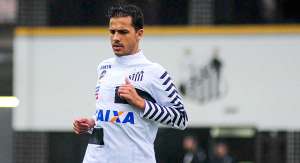 Com 'depre brava', o Santos aceita solicitação e afasta Nilmar por razões médicas