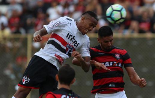 São Paulo mostrou raça para vencer o Vitória