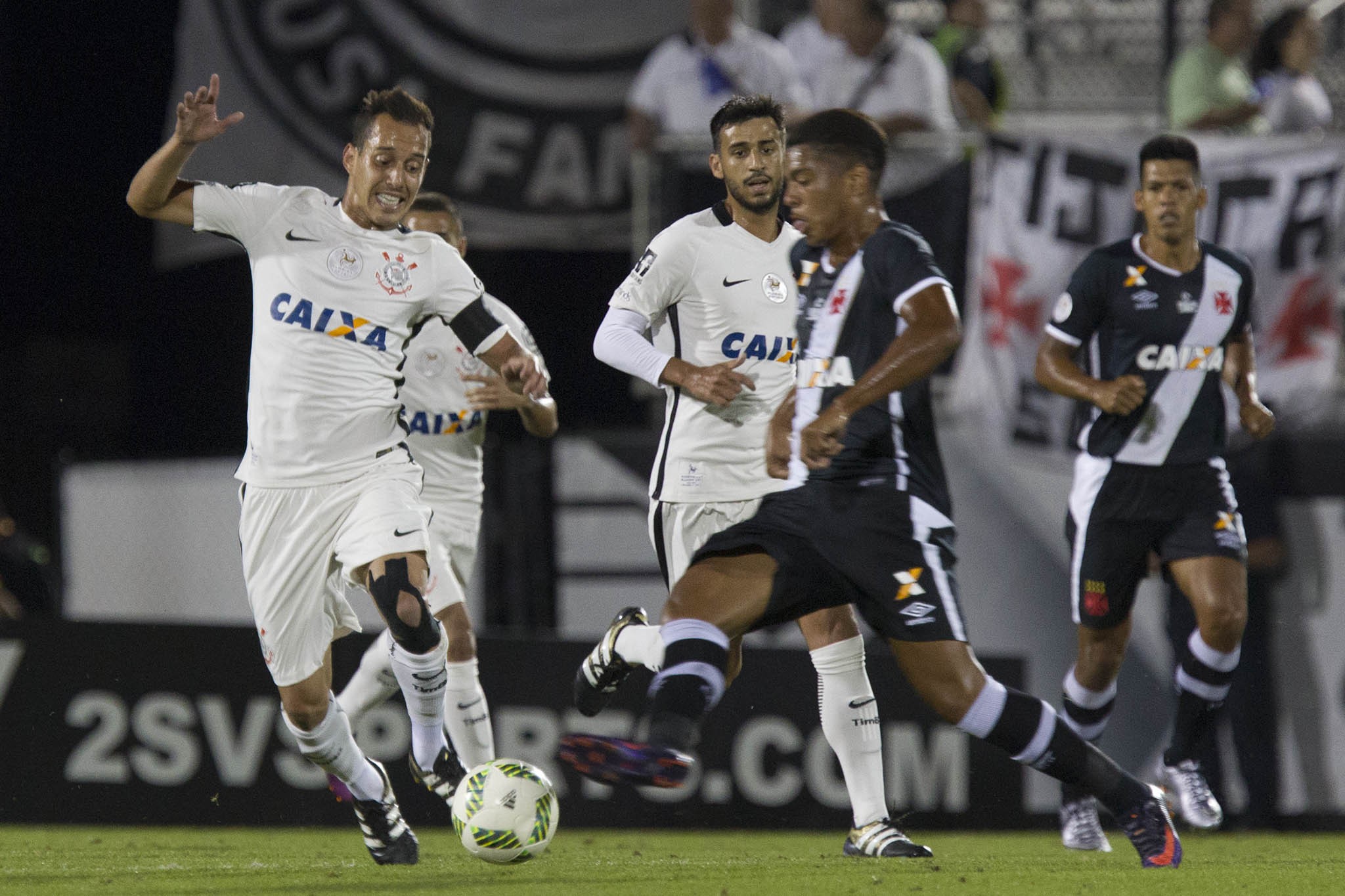 Brasileirão: Resultados do fim de semana ampliam vantagem do Corinthians