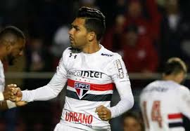 Petros diz que fair play no futebol é decisão pessoal: 'Quem sou eu para julgar?'