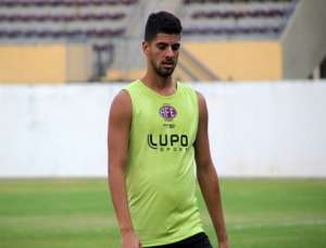 ​Copa Paulista: Após período em Portugal, zagueiro retorna à Ferroviária