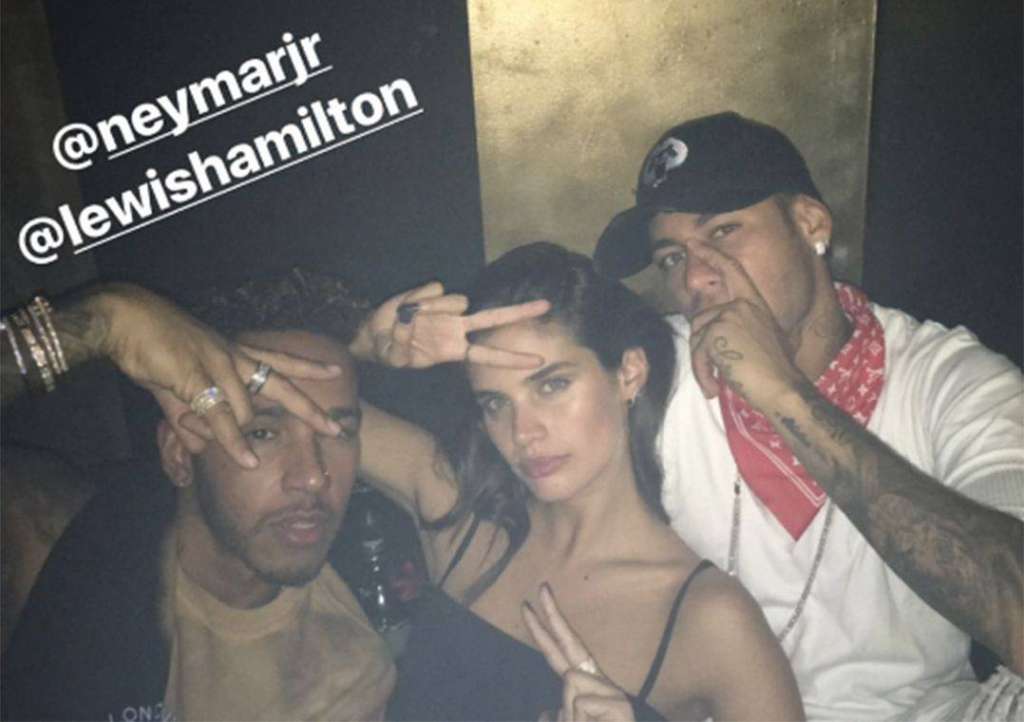 Lewis, Sara e Neymar curtiram uma boa farra