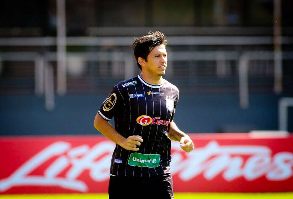 Jogadores da Inter de Limeira analisam adversários da Segunda Fase da Copa Paulista (Foto: Rodrigo Coca/Divulgação) 
