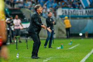 Renato Gaúcho diz que substituição no 1º tempo foi decisiva contra o Botafogo