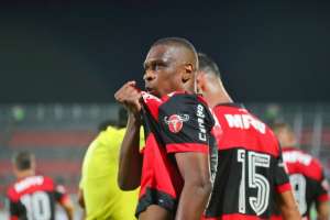 Flamengo pega o Avaí no Rio e Santos recebe o Atlético Paranaense no sábado