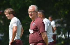 Dorival ironiza 'crise' no Corinthians: 'Eu queria esta instabilidade'