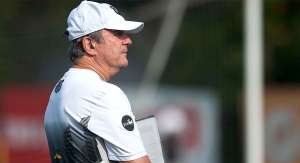 Pelo Brasileirão, Santos tenta superar trauma da queda na Libertadores