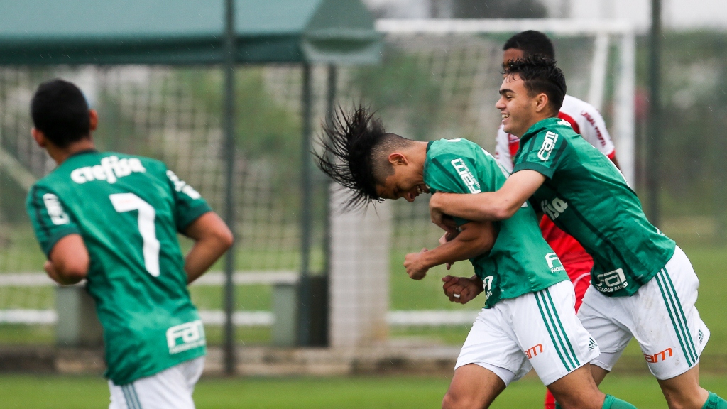 PAULISTA SUB 15: Palmeiras e Santos vencem mais uma e seguem 100%