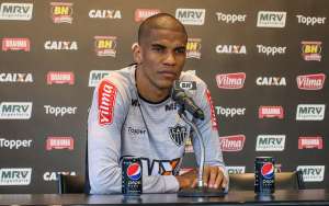 Leonardo Silva treina e é relacionado no Atlético-MG para encarar o Vitória