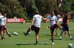 Com retornos de Jucilei e Edimar, Dorival relaciona 24 jogadores para clássico