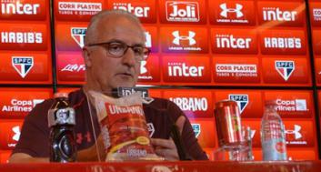 Dorival: erros e críticas à arbitragem no Tricolor