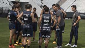 Corinthians encaminha acerto com patrocinador master em acordo só até de dezembro