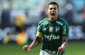 Dudu completa 150 jogos com a camisa do Palmeiras contra o Santos