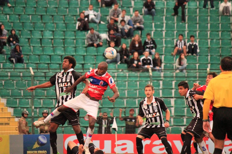 Figueirense quer a vitória diante do Paraná