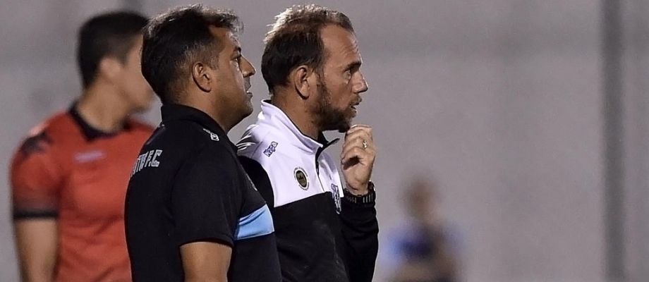 Técnico do Santos terá dois retornos para o jogo