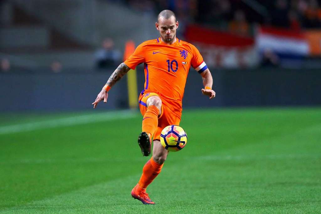 Wesley Sneijder não está atuando pelo Nice e por isso ficou de fora da lista de convocados