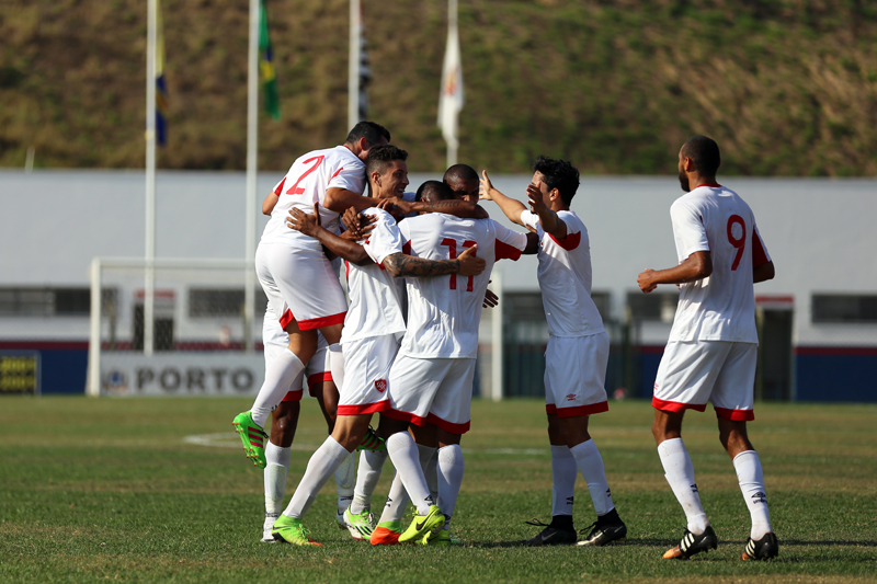 Desportivo deve manter escalação que venceu o Santos