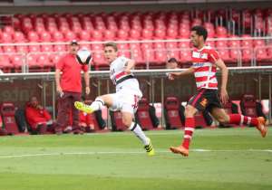 São Paulo 1 x 2 Linense - Elefante vira no último lance e cola na líder Portuguesa