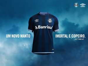 Grêmio e Umbro lançam terceira camisa oficial da temporada
